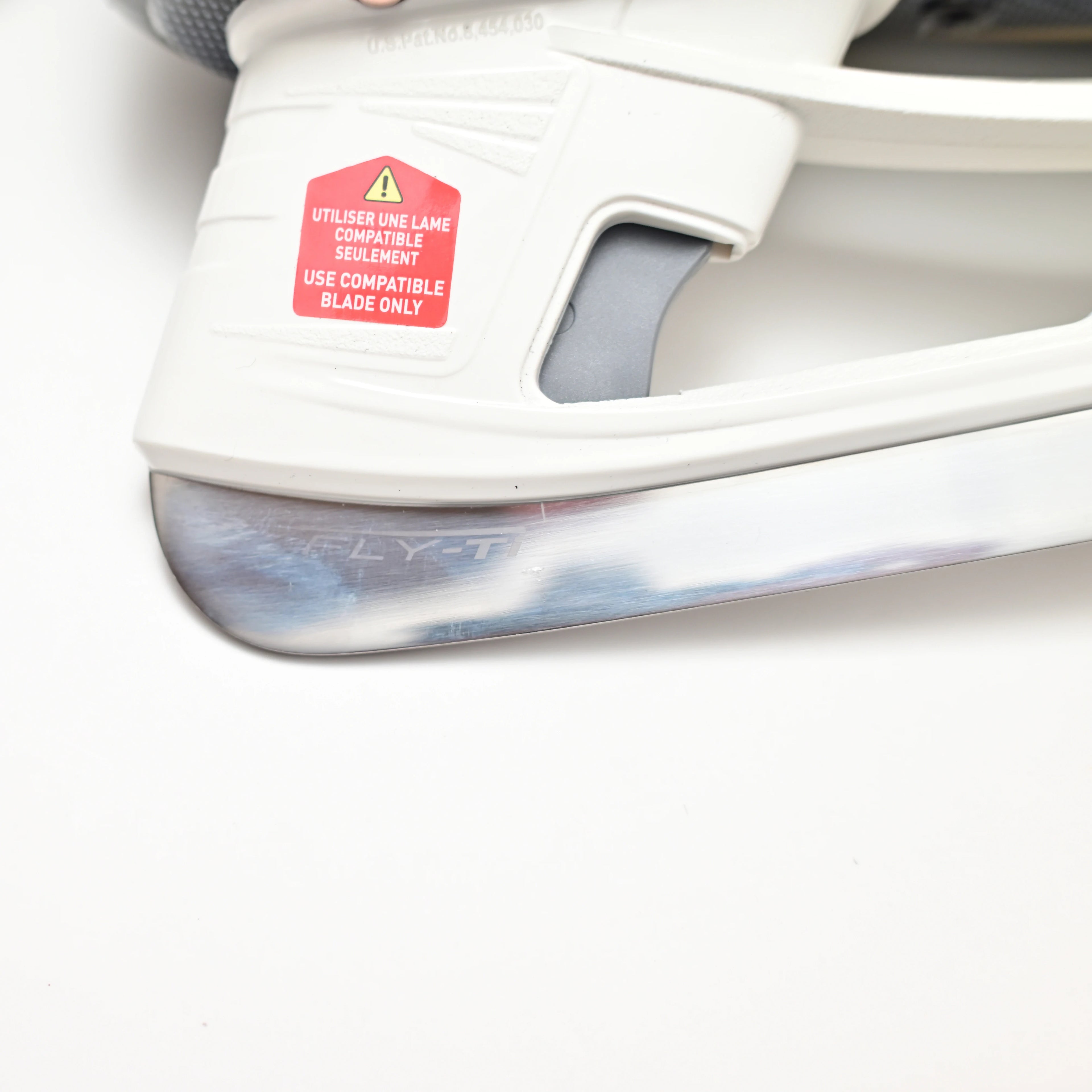 [Gold Skate]Carbon Fiber Composite Steel Blade, Real Ice Hockey, Customizable Performance, Fit Light